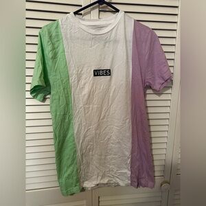 WXYZ MFG CO. Vibes T-Shirt